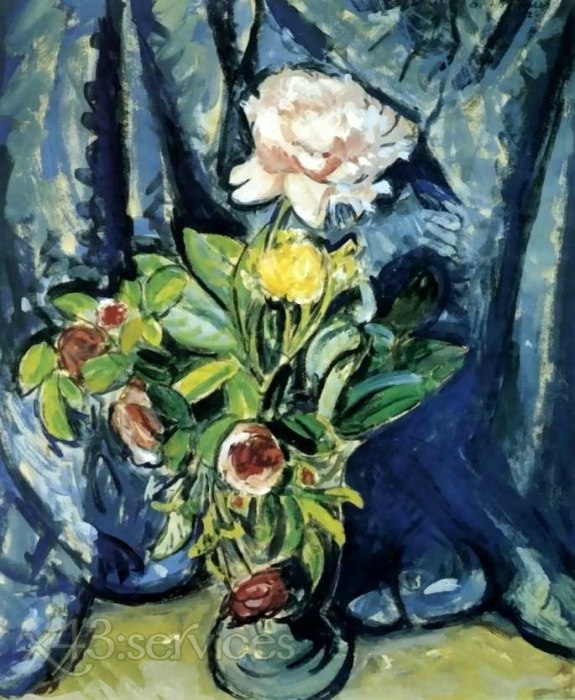Alfred Henry Maurer - Blumen vor einem blauen Tuch - Flowers Against a Blue Drape